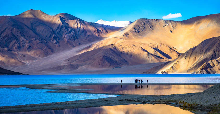 pangong lake view